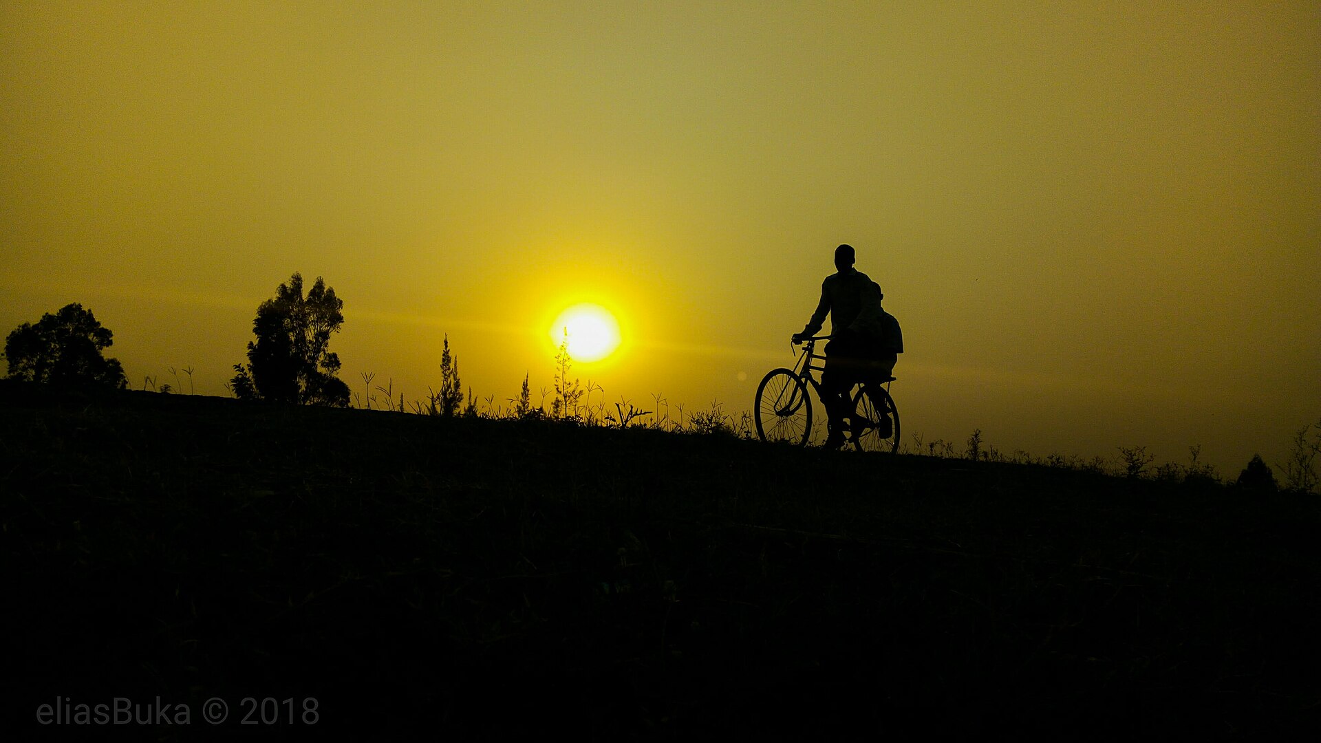 The road from Kisumu towards Ahero